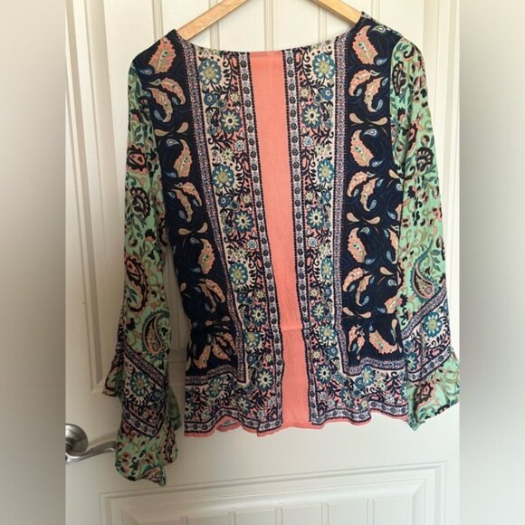 🍄 50% OFF - Free People Bohemian Floral Print V-Neck Blouse - Picture 7 of 10